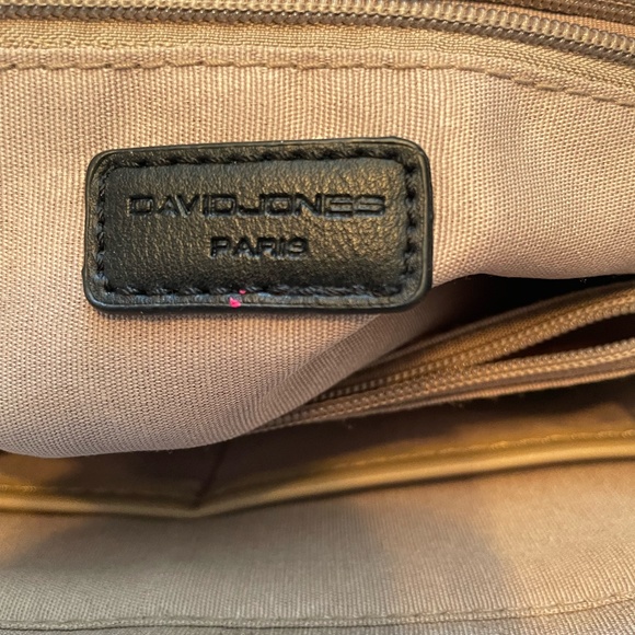 5 for $15 Beautiful David jones handbag NWOT - Picture 4 of 8